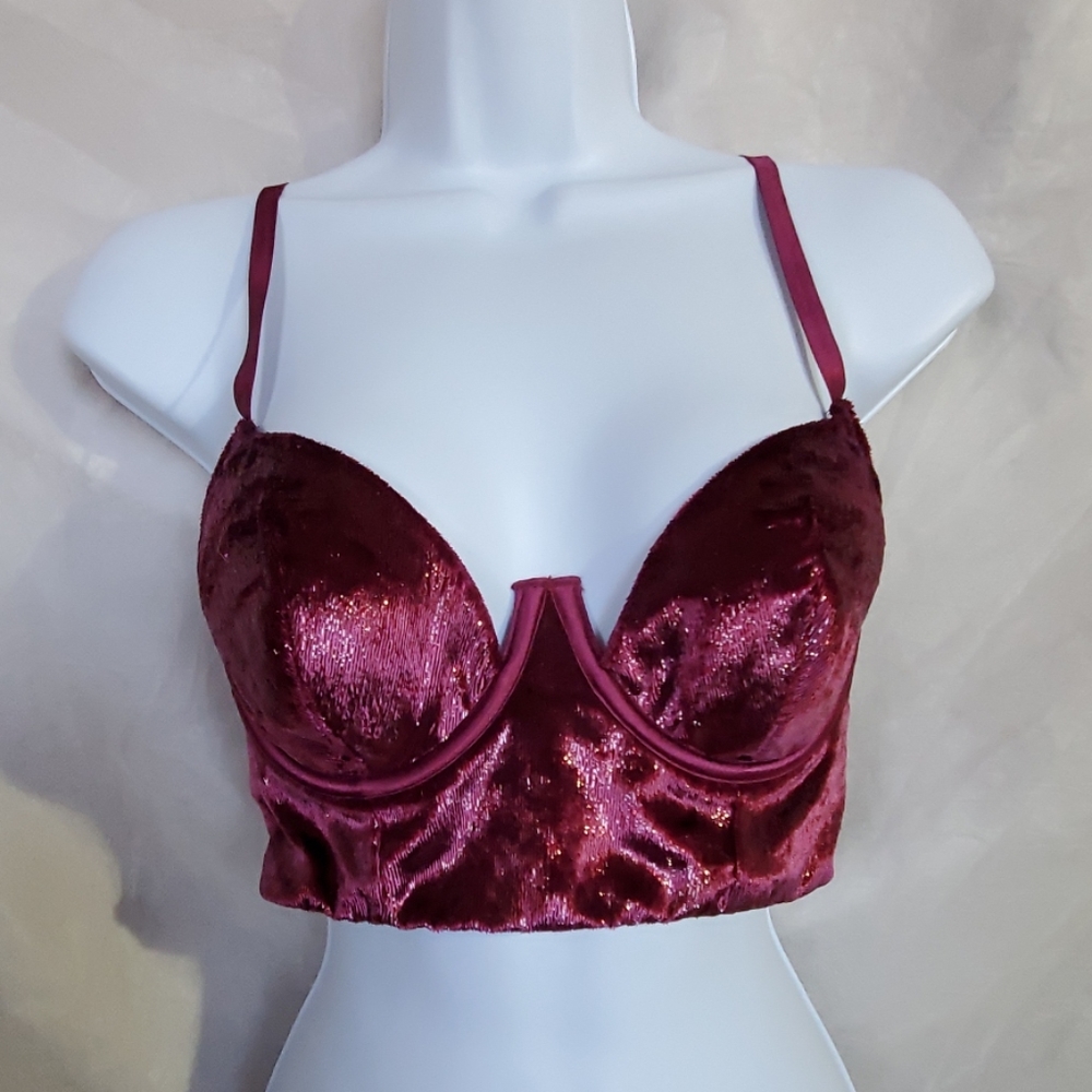 Victoria's Secret Very Sexy Velvet Shiny Bra